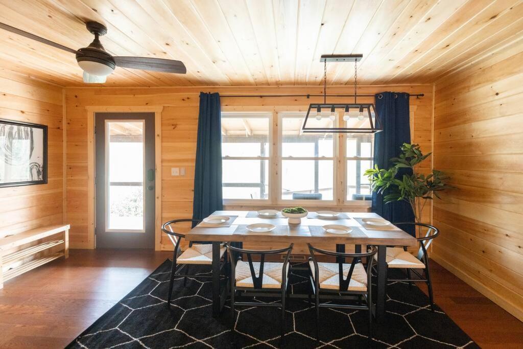 Family Near Smoky Mtn Entrance Nantahala Chalet Robbinsville