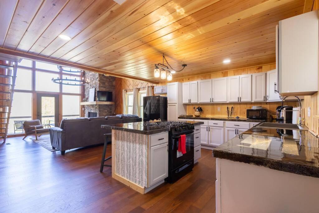 Chalet Family Near Smoky Mtn Entrance Nantahala