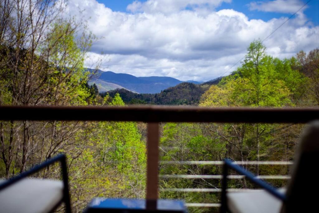 Chalet Family Near Smoky Mtn Entrance Nantahala *